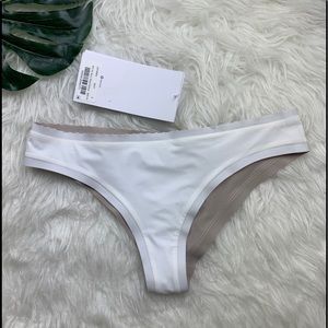 Lululemon swim bottom